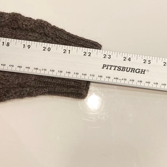 NWOT ORVIS Sweater M IRELAND Fisherman Cable-Knit Pure-New-Wool Crew-Neck Brown - Picture 8 of 8